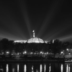 This marvellous exhibition space also hosts spectacular events, sometimes along with lightshows,
