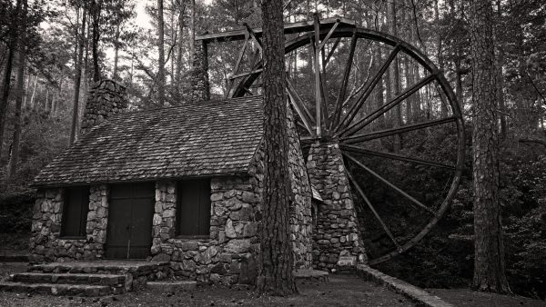 Mill, built in 1930, is the tallest wheel in the world.    It is operated by Berry College.