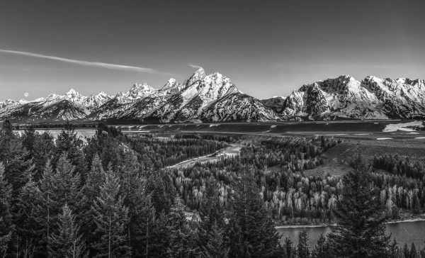 The Teton Range of Grand Teton National Park of Teton County, Wyoming, is famous for its many
