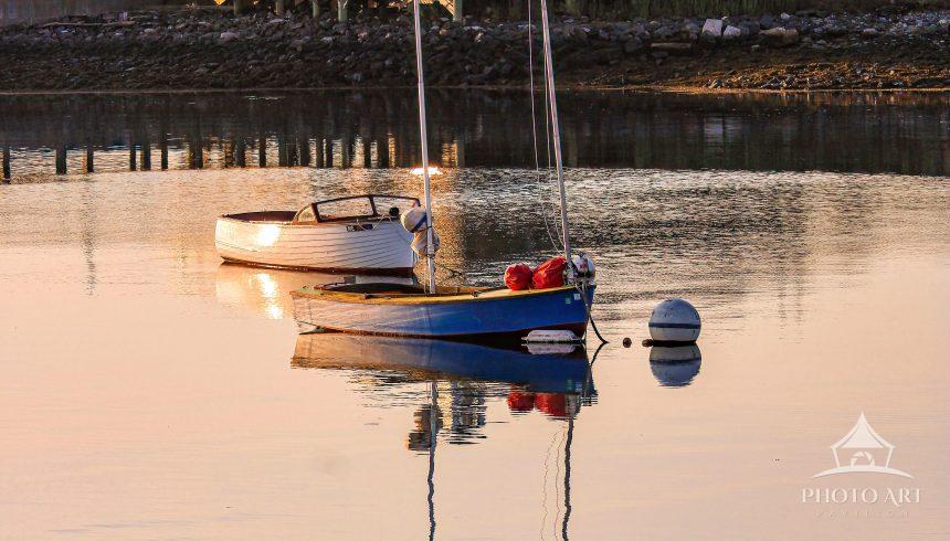 Daysailers are great for afternoon sailing. They sometimes are described as small sailboats but that