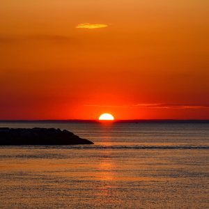 Gorgeous evening with perfect 70s temps at Mount Sinai Harbor. With the most perfect sunset!