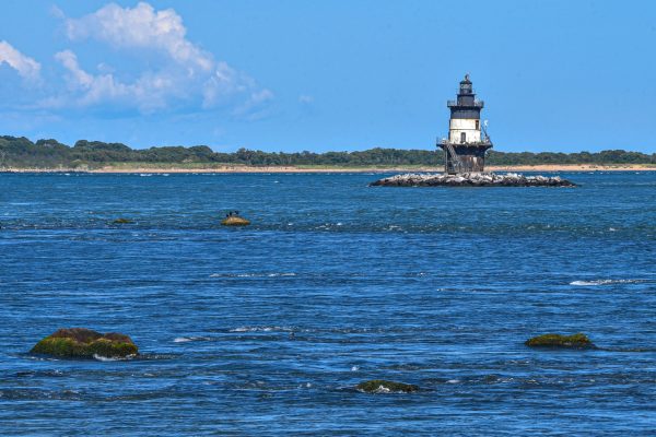 Where the sound meets gardeners and Orient point Bay. You can see the ripples. This is where the