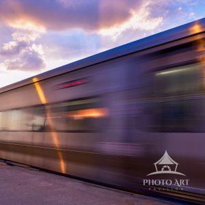 I was in the right time to captured the speed on this train with a stunning background.