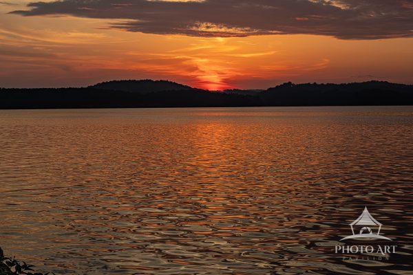 Lake Hartwell offered us some of the most beautiful sunrises and sunsets while we were there. Enjoy