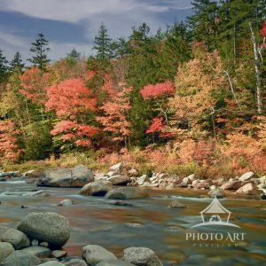 The state of New Hampshire looks stunning during fall season. The colors of the trees are