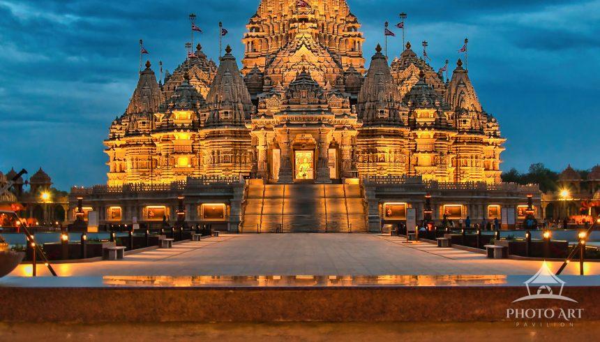 A stunning wide shot of the BAPS Swaminarayan Akshardham Mahamandir in Robbinsville, New Jersey,
